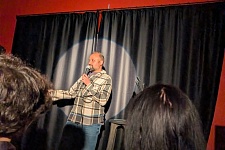 Stand Up Tula 