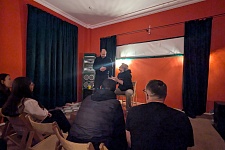 Standup